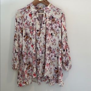 Altar’d State Floral Tunic sz S✨